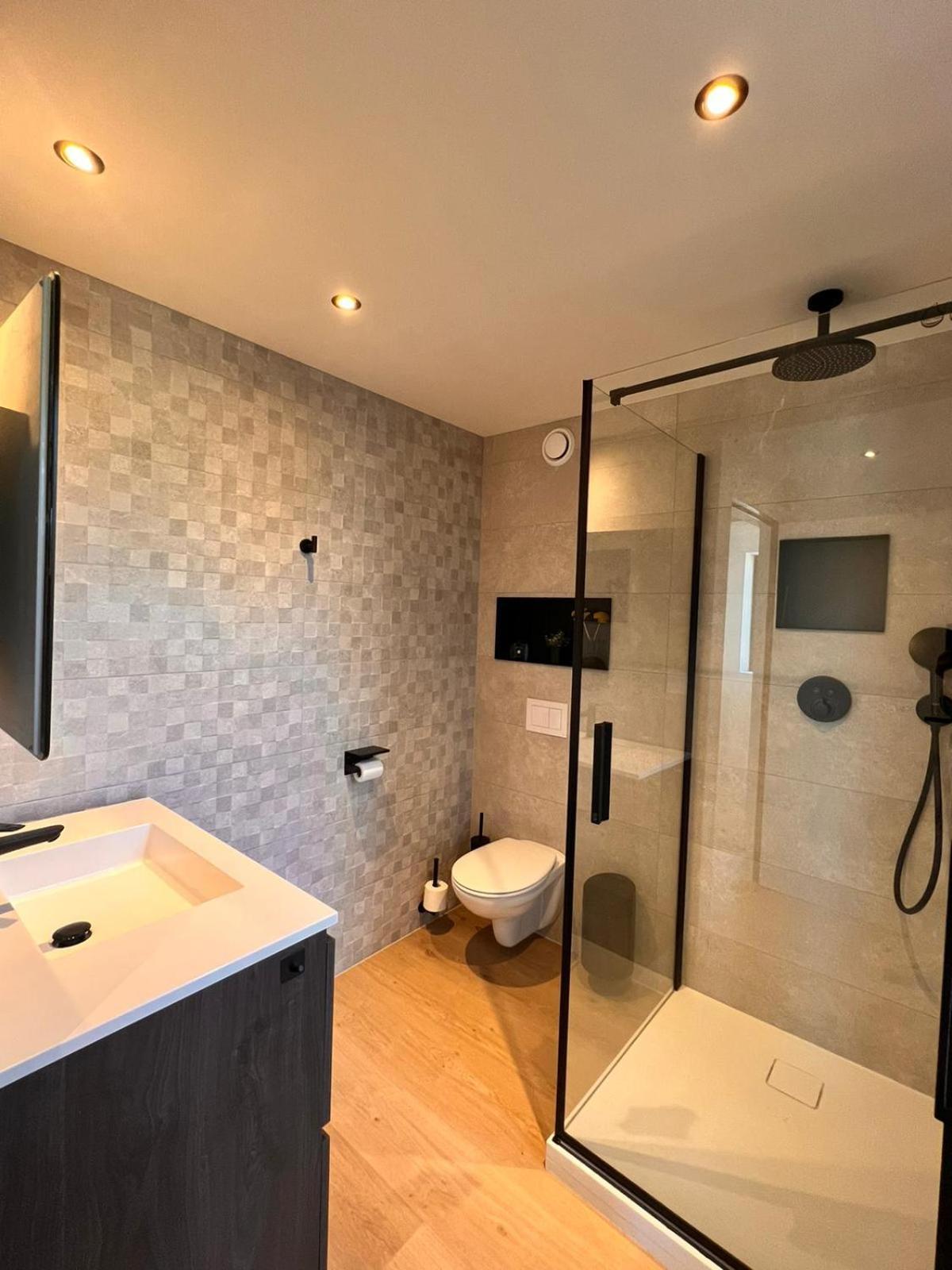 Inova Guesthouse Гасселт Екстер'єр фото